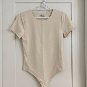 Babaton Short Sleeve Bodysuit